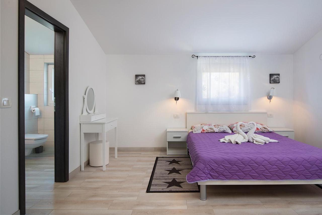 Villa Suhalj Medolino Esterno foto