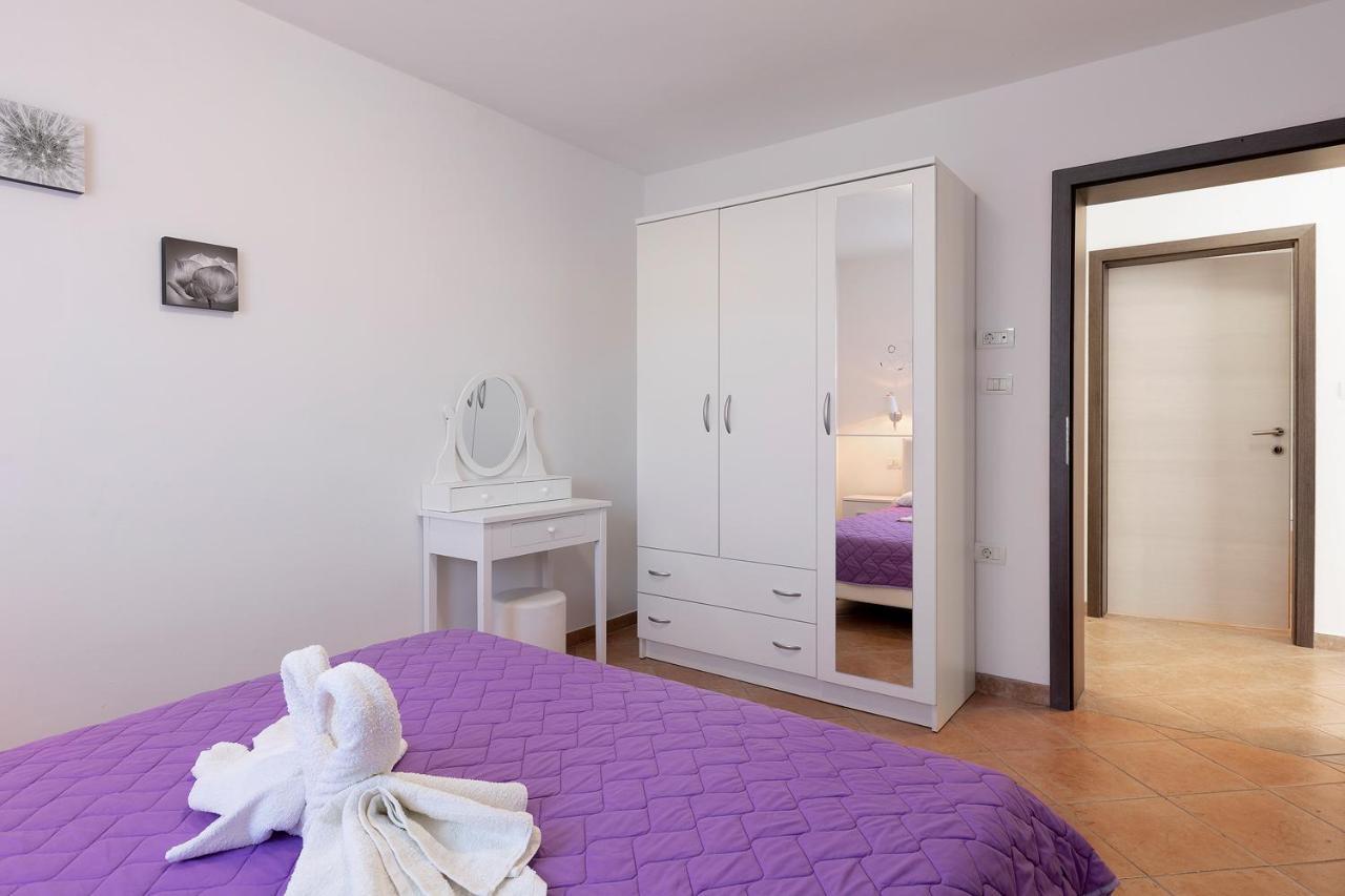 Villa Suhalj Medolino Esterno foto